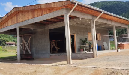 Galpão para depósito.