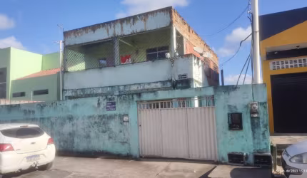 Vendo 2 casas com 3/4 cada 5 vagas de garagem Paripe