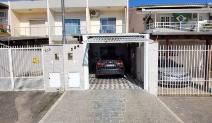 &amp;#127969;  Sofisticado Sobrado Semi-Mobiliado – Bairro Jardim Dona Helena, Camboriú/SC