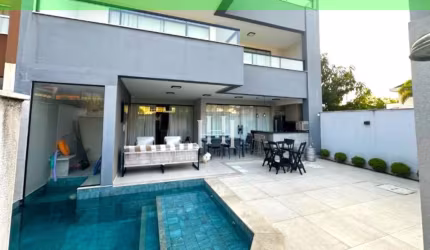 Mansão Triplex de Luxo no Recreio