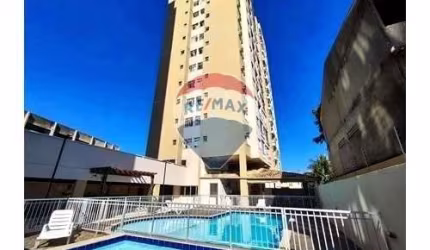 Apartamento de 2 quartos com suíte e lazer de clube