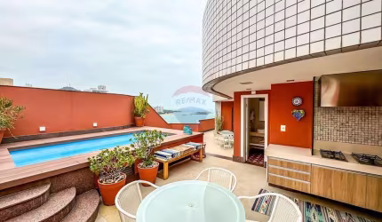 Cobertura duplex 300m² com vista mar na Praia da Costa