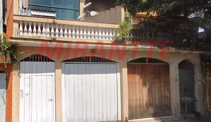 Sobrado de 205m² com 3 quartos em Vila Nova Cachoeirinha