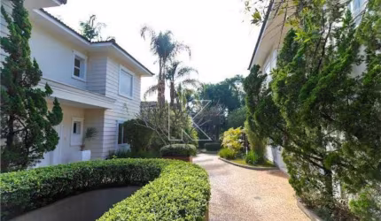 Casa em condomínio fechado com 4 quartos para alugar na Jobe Lane, 811, Chácara Flora, São Paulo por R$ 40.000
