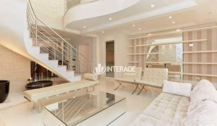 Casa com 3 Quartos para alugar, 550 m² por R$ 12.001/mês - Abranches - Curitiba/PR