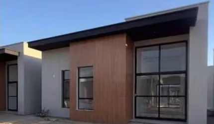 Casa residencial para Venda em condomínio fechado, Sim, Feira de Santana, 3 quartos, 1 suíte, 1 sala, 2 banheiros, 2 vagas, 80m² área total.