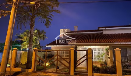 Lindo sobrado 2 dormitórios sendo uma suite em Capão Novo