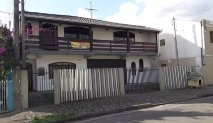 Casa com 4 quartos à venda na Rua Daniel Guimarães, 52, Planta Boros, Colombo, 539 m2 por R$ 800.000