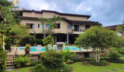 Casa na praia, Condomínio fechado, 4 suítes, Piscina, Churrasqueira, Jardim, Costão do Pernambuco, Guarujá