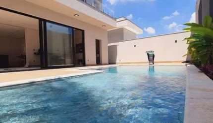 Casa à Venda no Condomínio Residencial Villagio, Americana com 3 Suítes e 4 Vagas de Garagem.