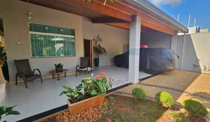 Casa à venda no Residencial Dona Margarida em Santa Bárbara d'Oeste com 3 quartos (1 suíte) e 4 vagas de garagem