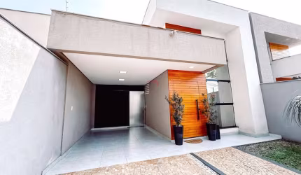 Casa à venda com 3 dormitórios (1 suíte), 118 m² -  Monte Carlo, Londrina, PR