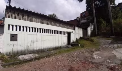 Casa com 4 Quartos à venda, 700m² - Casa Forte