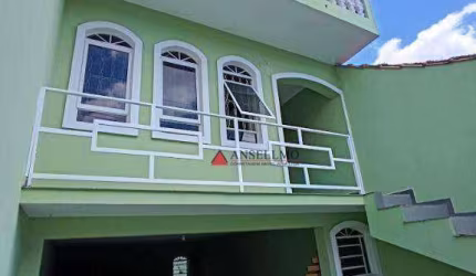 Sobrado com 4 dormitórios à venda, 230 m² por R$ 690.000,00 - Assunção - São Bernardo do Campo/SP