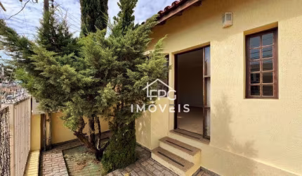 Linda casa com 2 suítes p/ locação - Atibaia Jardim - Atibaia/SP