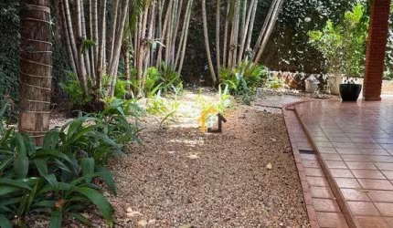 Casa com 3 dormitórios, 260 m² - venda por R$ 950.000,00 ou aluguel por R$ 6.500,00/mês - Jardim Panorama - São José do Rio Preto/SP
