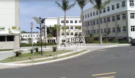 Terreno comercial com 2.380 metros no Alphaville Empresarial