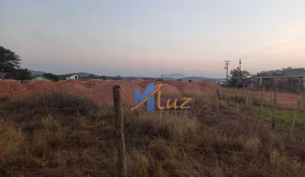 Vende-se Linda Área Industrial - A partir de 10.000m² na Estrada Santa Tereza