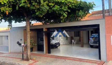 Casa com 3 dormitórios à venda, 185 m² por R$ 780.000,00 - Jardim Pacaembu - Londrina/PR