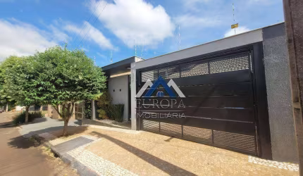 Casa com 4 dormitórios à venda, 175 m² por R$ 900.000,00 - Jardim Cinquentenário - Ibiporã/PR