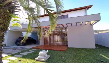 Casa com 4 quartos à venda na Rua Leonel Pereira, 2, Cachoeira do Bom Jesus, Florianópolis, 236 m2 por R$ 1.980.000