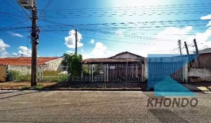 Casa com 3 quartos à venda na Euclides de Campos, 58, Jardim Maringá, Itapeva por R$ 380.000