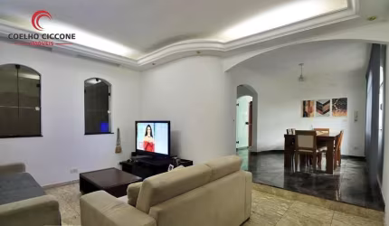 Casa com 4 quartos à venda no Utinga, Santo André  por R$ 950.000