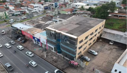 Aluga Prédio Três Pavimentos Região Nobre