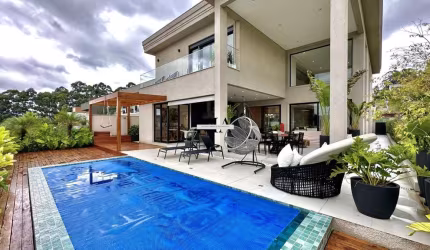 Casa da luxo MOBILIADA no condomínio Tamboré 11