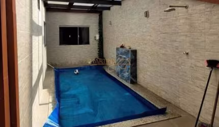 Casa à venda no bairro Milenium - Araguari/MG