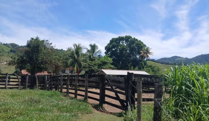 Fazenda para Venda em Saquarema, Sampaio Correia, 2 dormitórios, 1 suíte, 2 banheiros, 1 vaga