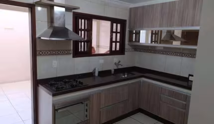 Lindo Sobrado à venda, Vila Carmosina, São Paulo, SP,  2 dorm,  móveis planejados na cozinha e quar