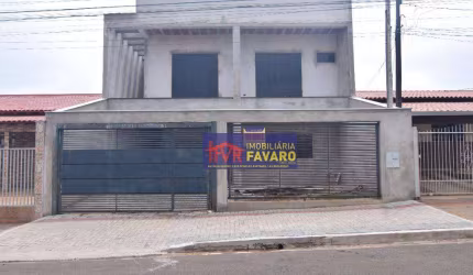 Sobrado com 4 dormitórios à venda, 300 m² por R$ 650.000,00 - Conjunto Habitacional Violim - Londrina/PR