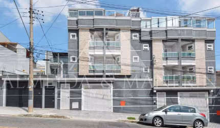 Cobertura mobiliada, com 145 metros quadrados , 03 suítes , 02 vagas de garagem