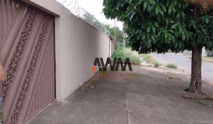 Casa com 3 Quartos 1 Suíte à venda, 150 m² por R$ 990.000 - Setor Pedro Ludovico - Goiânia/GO