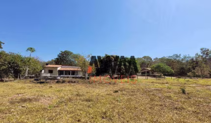 Chácara com 2 casas, piscina e muito verde à venda, 66715 m² por R$ 590.000 - Jardim Santa Barbara- Pirenópolis/GO