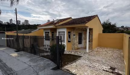 Casa para Venda em Ponta Grossa, Ronda, 3 dormitórios, 1 banheiro, 2 vagas