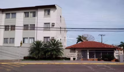 Apartamento reformado com vista livre na região central