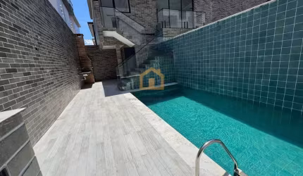 Casa Sobreposta Alta à Venda | 3 Suítes | 236m² | Embaré - Santos/SP