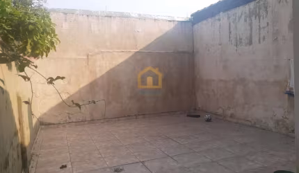 Casa Sobrado  Reformado na Vila Mathias – Santos/SP