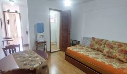 apartamento com 01 quarto, mobiliado no centro de guarapari/es.