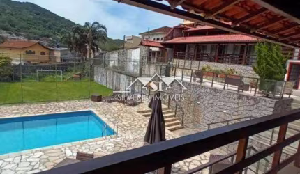Casa- Petrópolis, São Sebastião