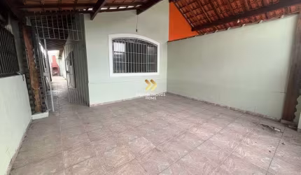 Casa Térrea com 02 Quartos e Churrasqueira no Caiçara – Praia Grande