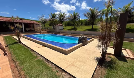 VENDO FAZENDA DE 5. 5 ALQUEIRES PROXIMA DE CIDADE