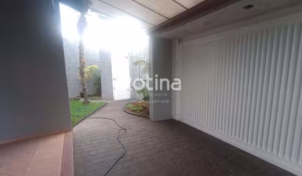 Casa para alugar, 4 quartos, Jardim Patrícia - Uberlândia/MG - Rotina Imobiliária