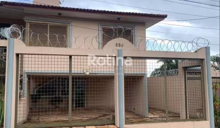 Casa para alugar, 4 quartos, Vigilato Pereira - Uberlândia/MG - Rotina Imobiliária