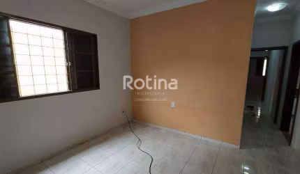 Casa para alugar, 3 quartos, Santa Mônica - Uberlândia/MG - Rotina Imobiliária