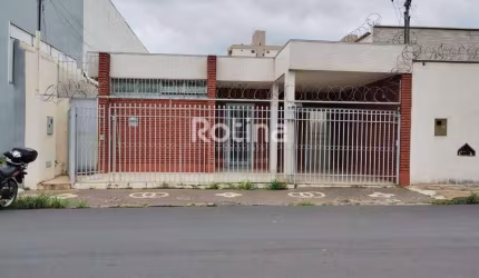 Casa para alugar, 3 quartos, Osvaldo Rezende - Uberlândia/MG - Rotina Imobiliária