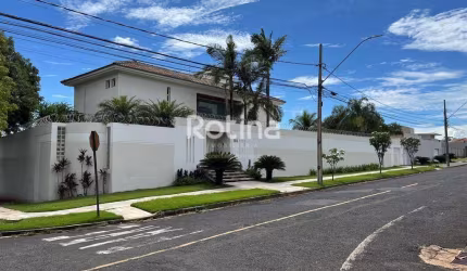 Casa para alugar, 3 quartos, Morada da Colina - Uberlândia/MG - Rotina Imobiliária