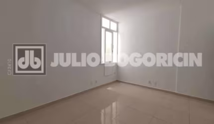 Apartamento com 2 quartos à venda na Rua das Laranjeiras, Laranjeiras, Rio de Janeiro, 72 m2 por R$ 630.000